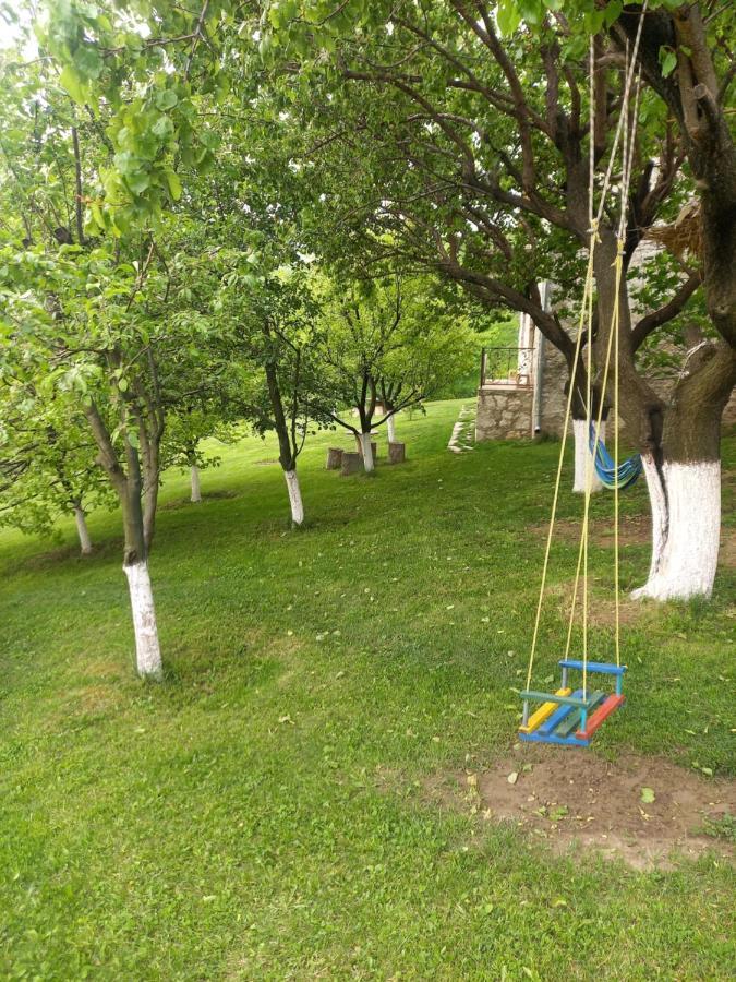 Guest House Ijevan'S Garden Esterno foto