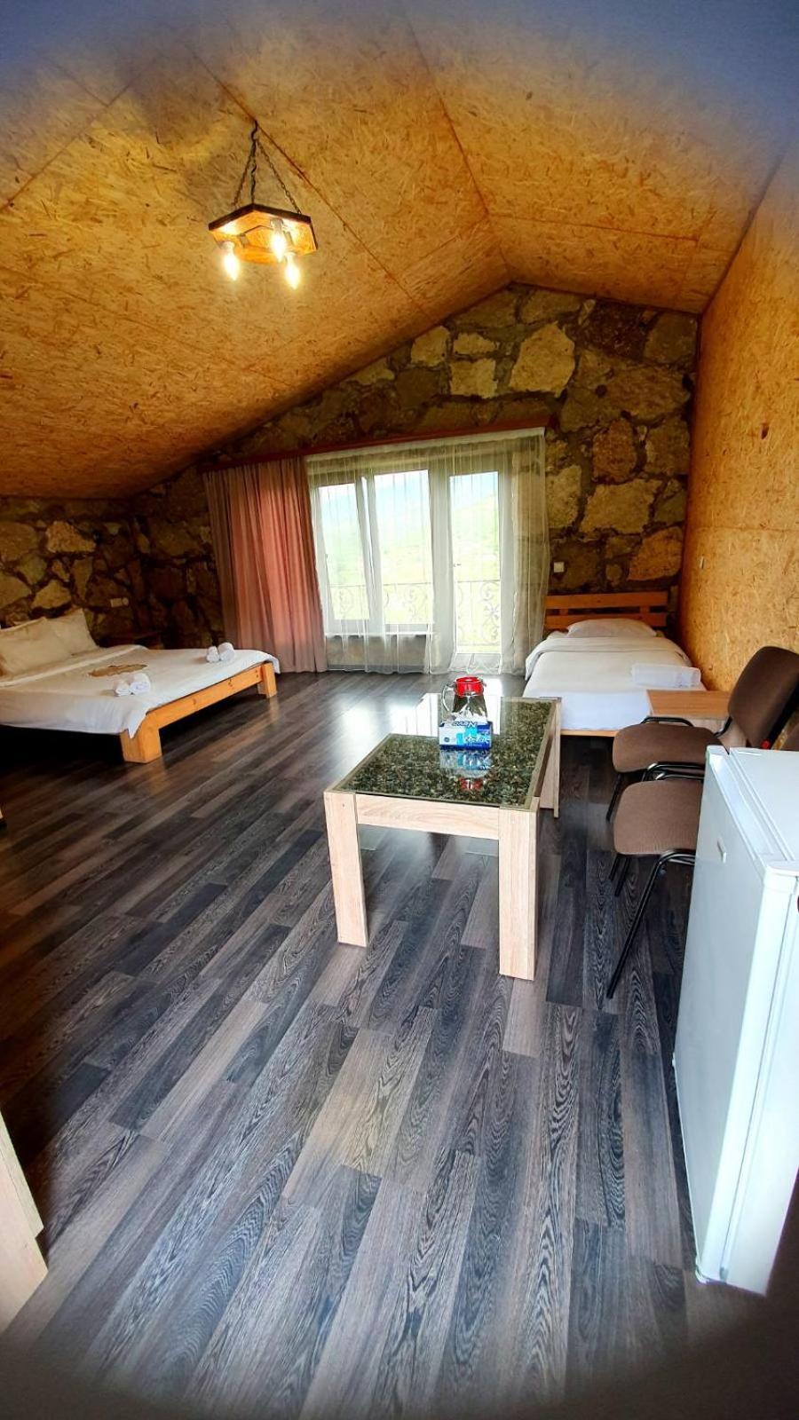 Guest House Ijevan'S Garden Esterno foto