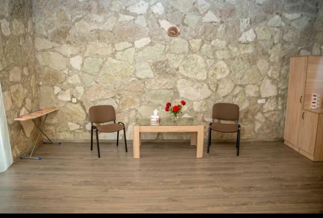 Guest House Ijevan'S Garden Esterno foto