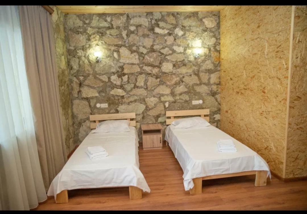 Guest House Ijevan'S Garden Esterno foto